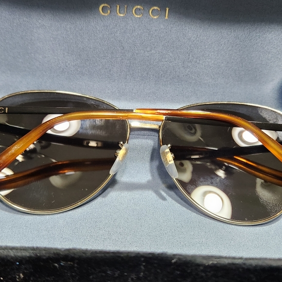 Gucci  Glasses - Picture 3 of 4